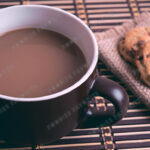 coffee break cup-of-coffee-with-chocolate-chip-cookies WM